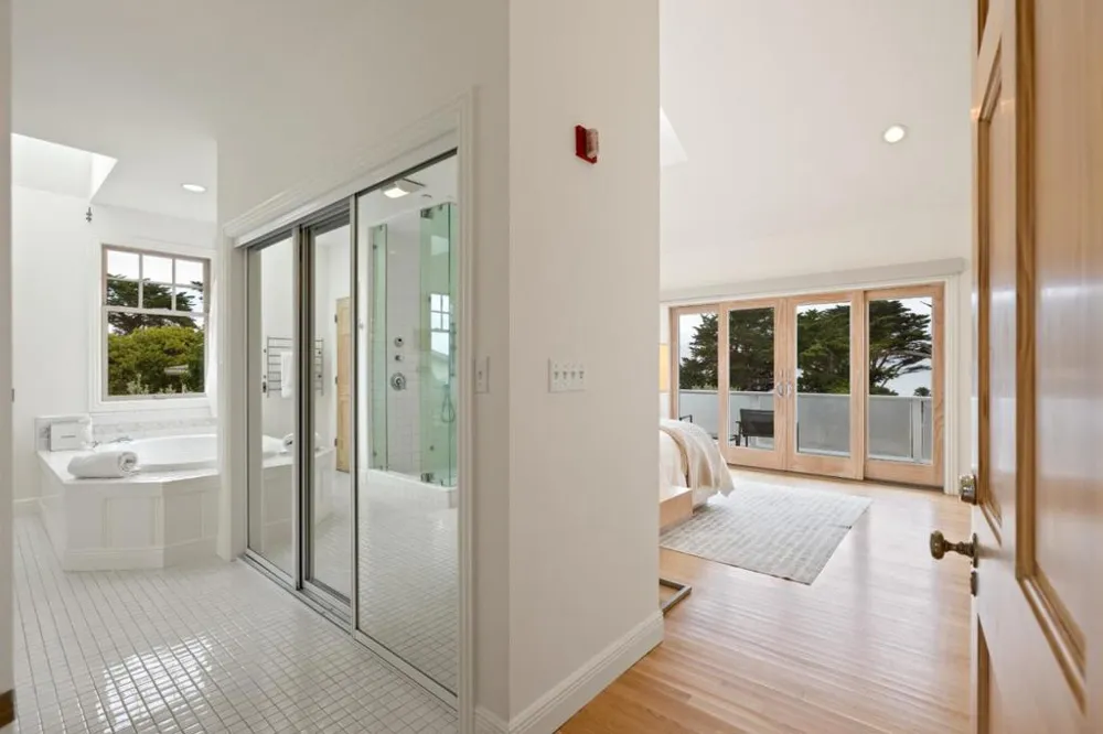2 Alameda Avenue Half Moon Bay, CA 94019
