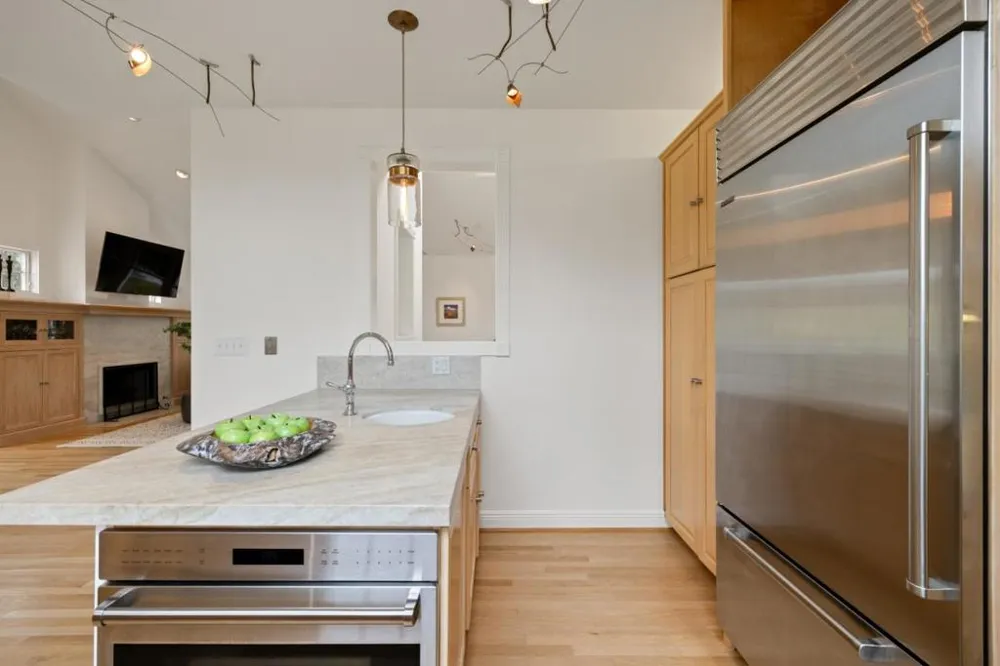 2 Alameda Avenue Half Moon Bay, CA 94019