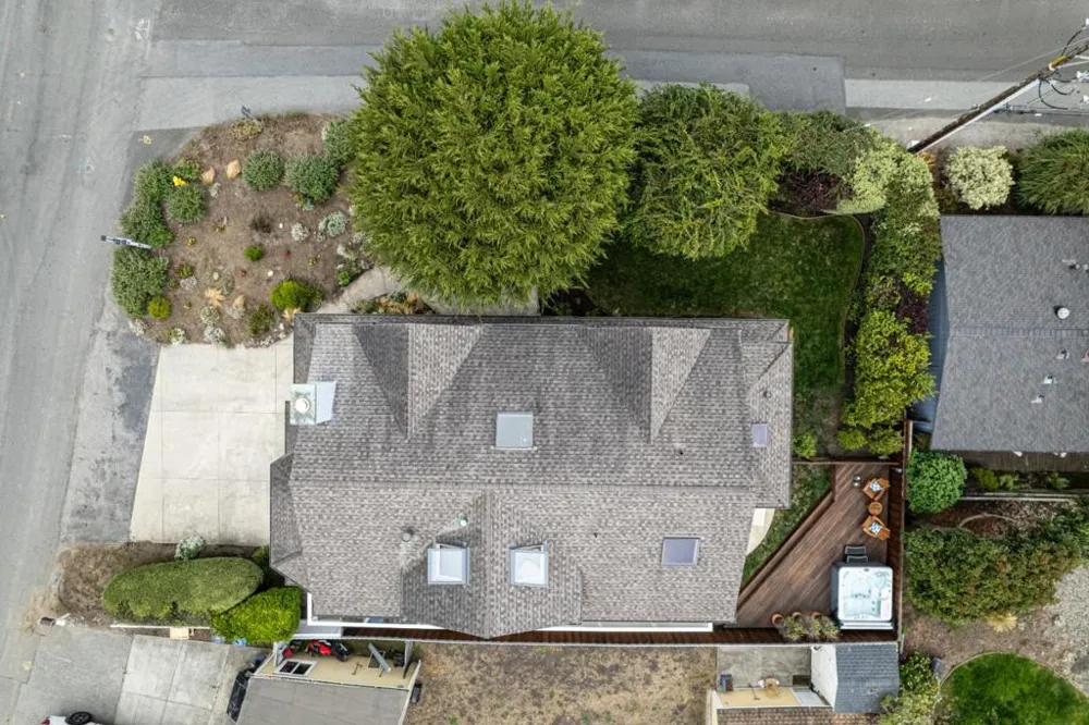 2 Alameda Avenue Half Moon Bay, CA 94019