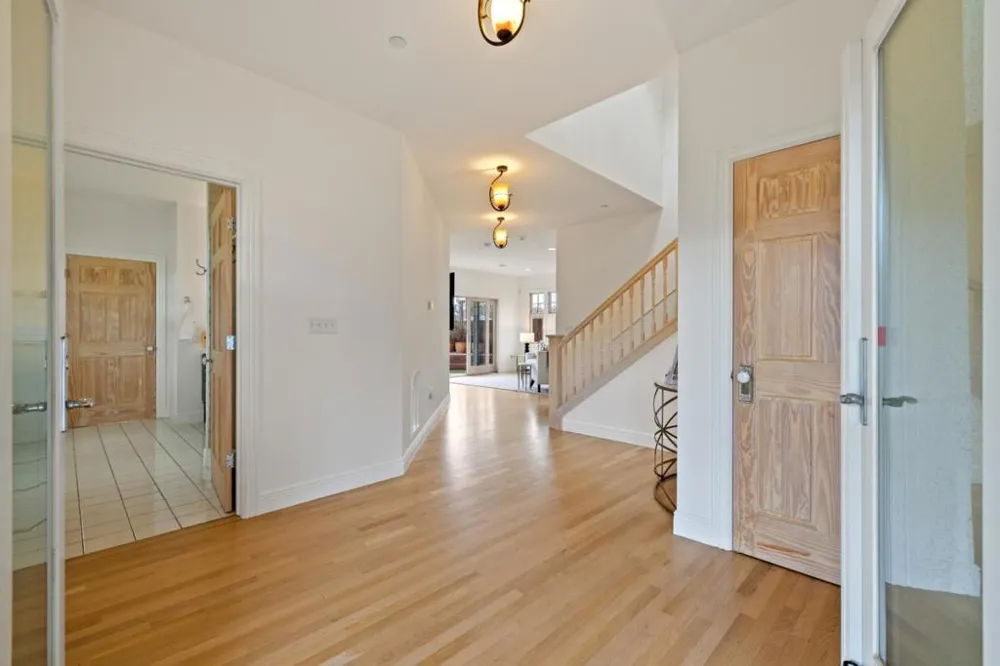 2 Alameda Avenue Half Moon Bay, CA 94019