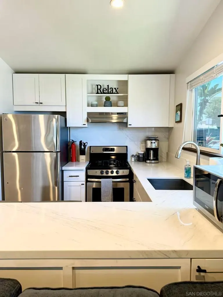 5217 Arlene St #A San Diego, CA 92117