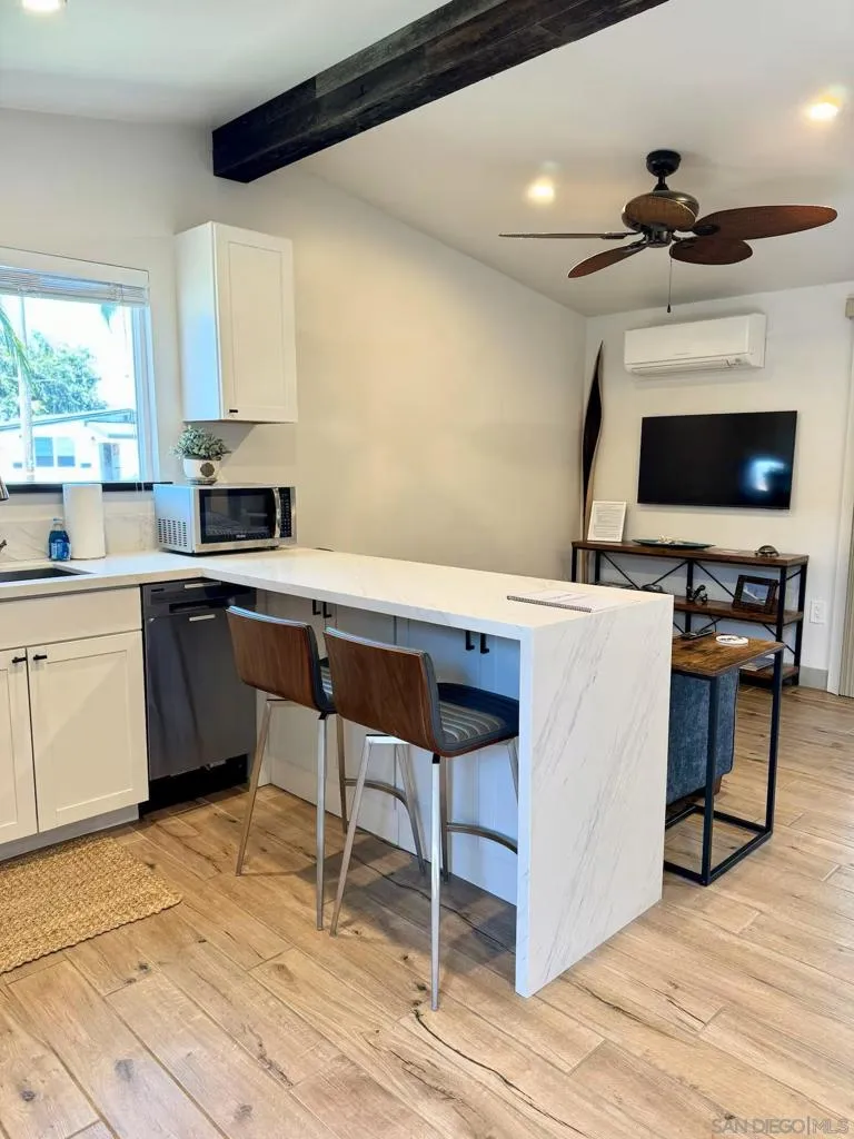 5217 Arlene St #A San Diego, CA 92117