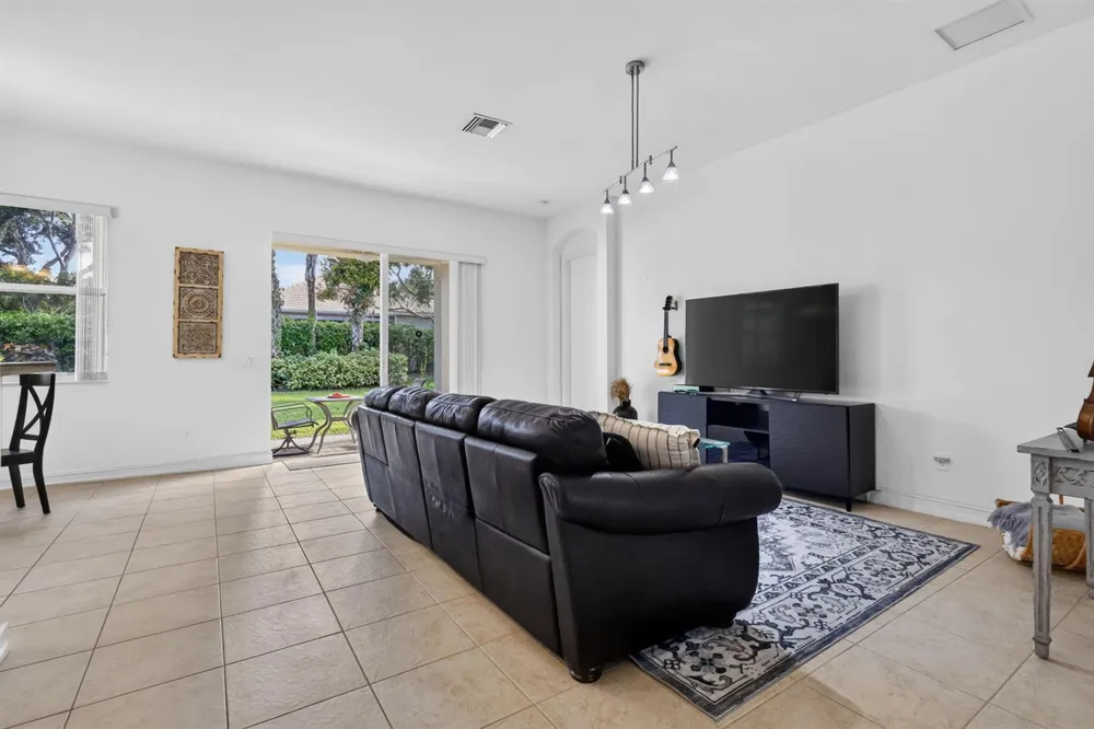6602 CAMARILLO TERRACE LANE Delray Beach, FL 33446