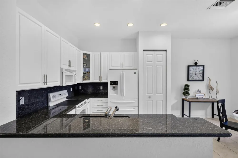 6602 CAMARILLO TERRACE LANE Delray Beach, FL 33446