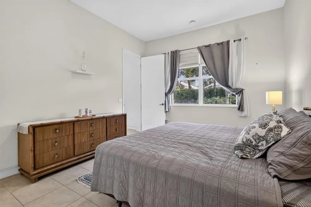 6602 CAMARILLO TERRACE LANE Delray Beach, FL 33446