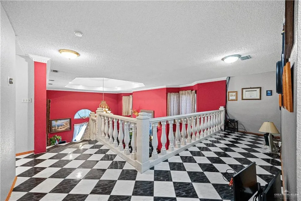 1712 1st Street McAllen, TX 78501
