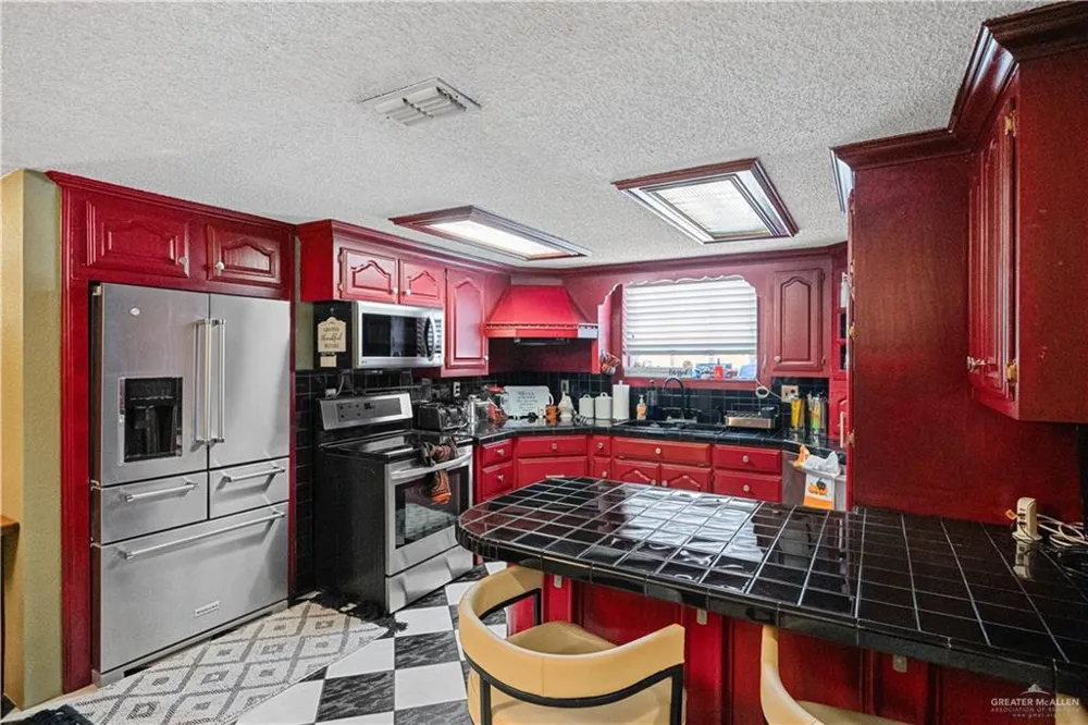 1712 1st Street McAllen, TX 78501
