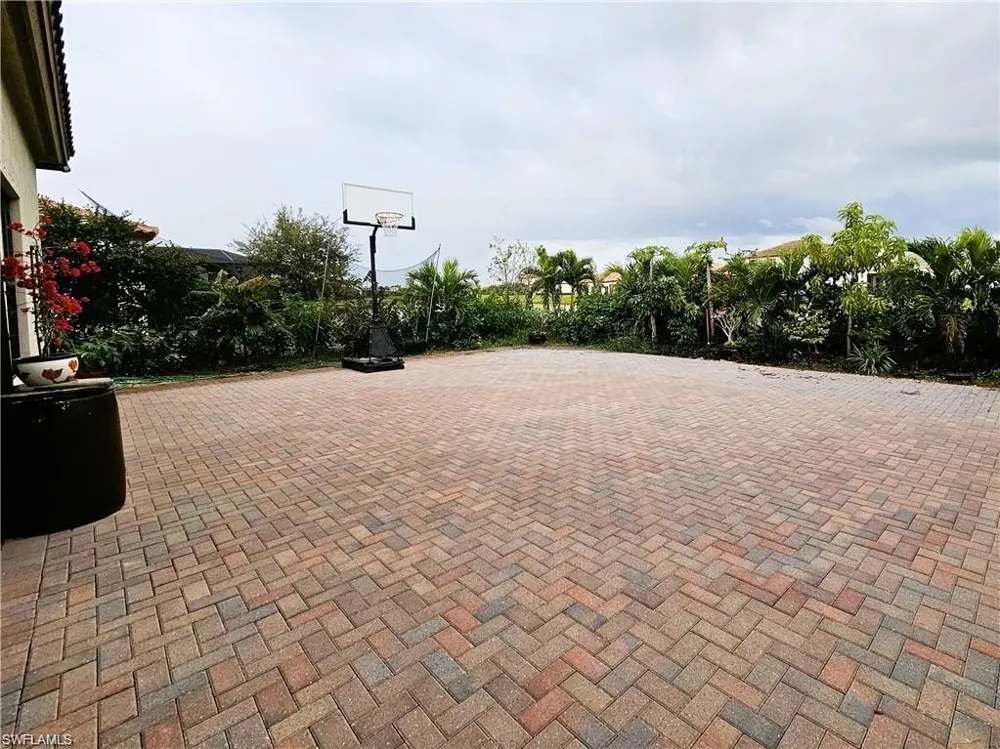 5253 Messina Street Ave Maria, FL 34142