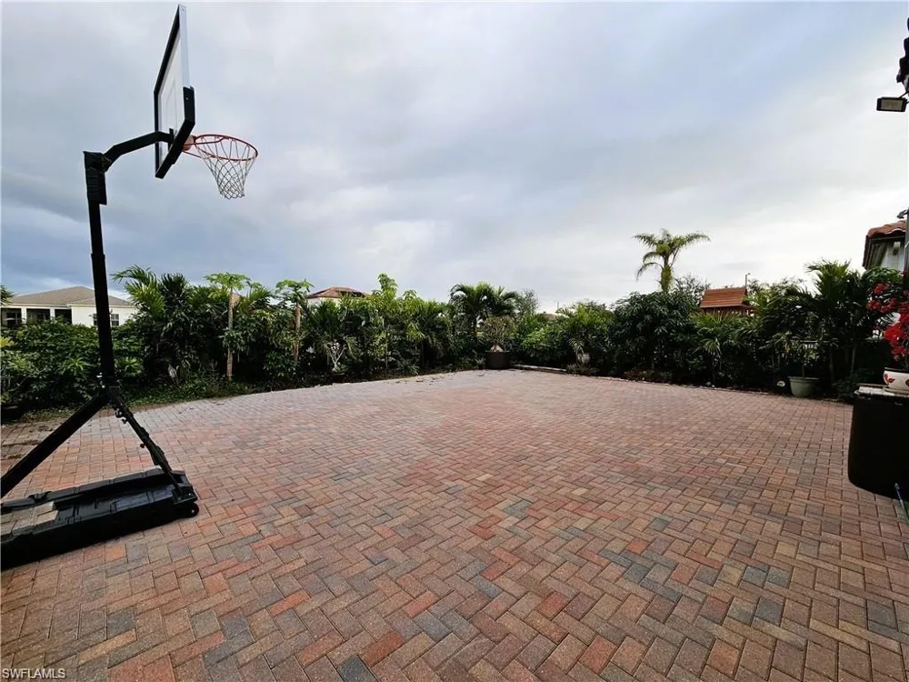 5253 Messina Street Ave Maria, FL 34142