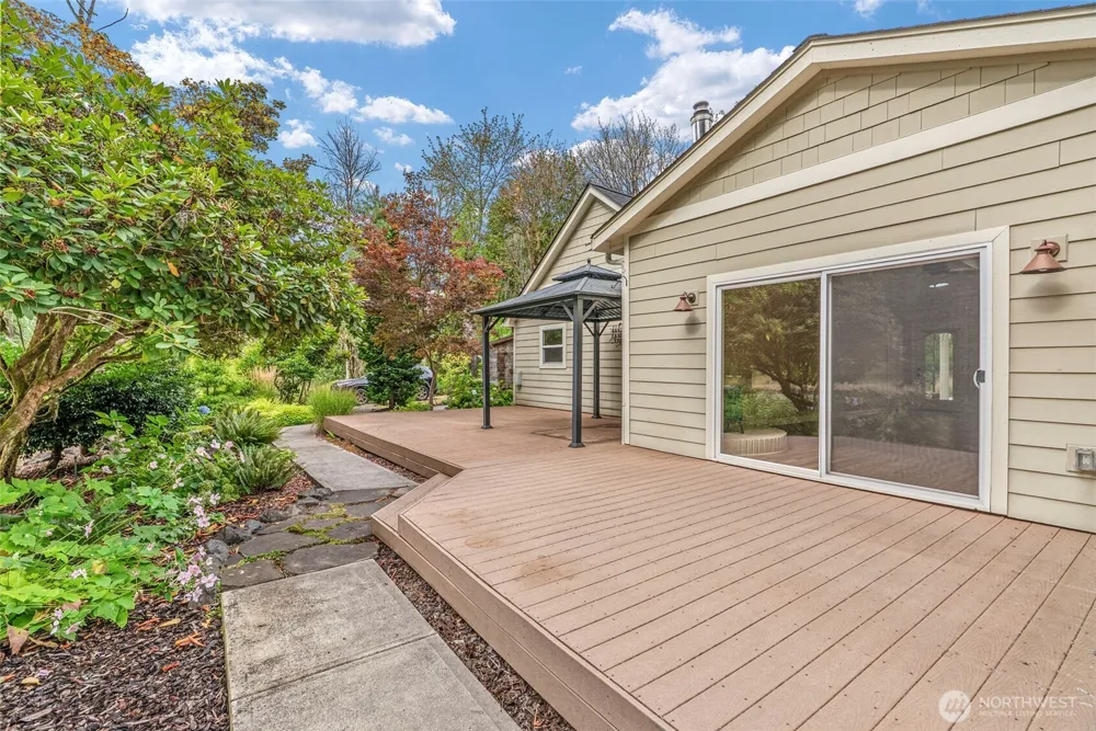 215 Walnut Acres Road Kelso, WA 98626