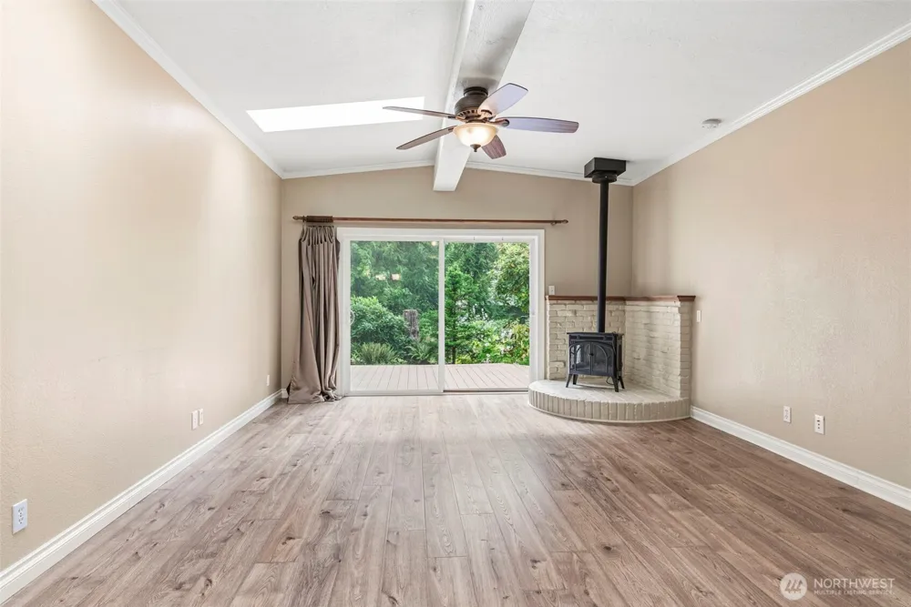 215 Walnut Acres Road Kelso, WA 98626