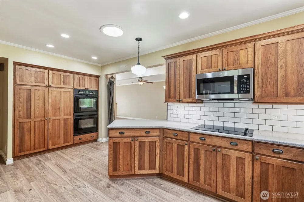 215 Walnut Acres Road Kelso, WA 98626