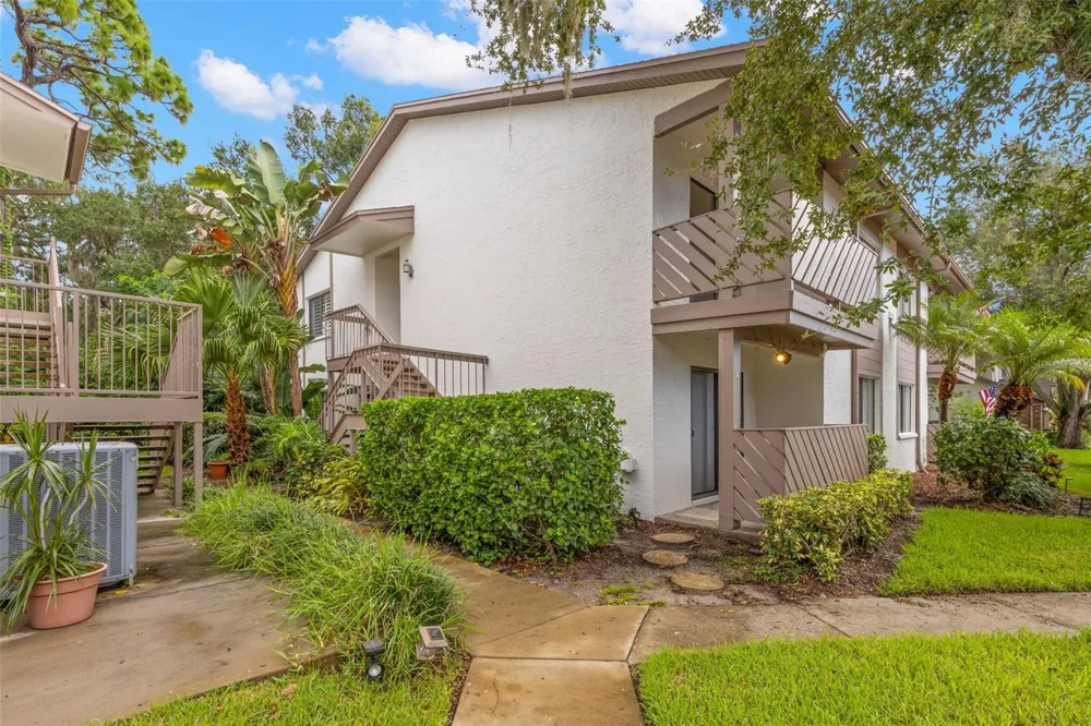 631 FAIRMONT AVENUE #C Safety Harbor, FL 34695