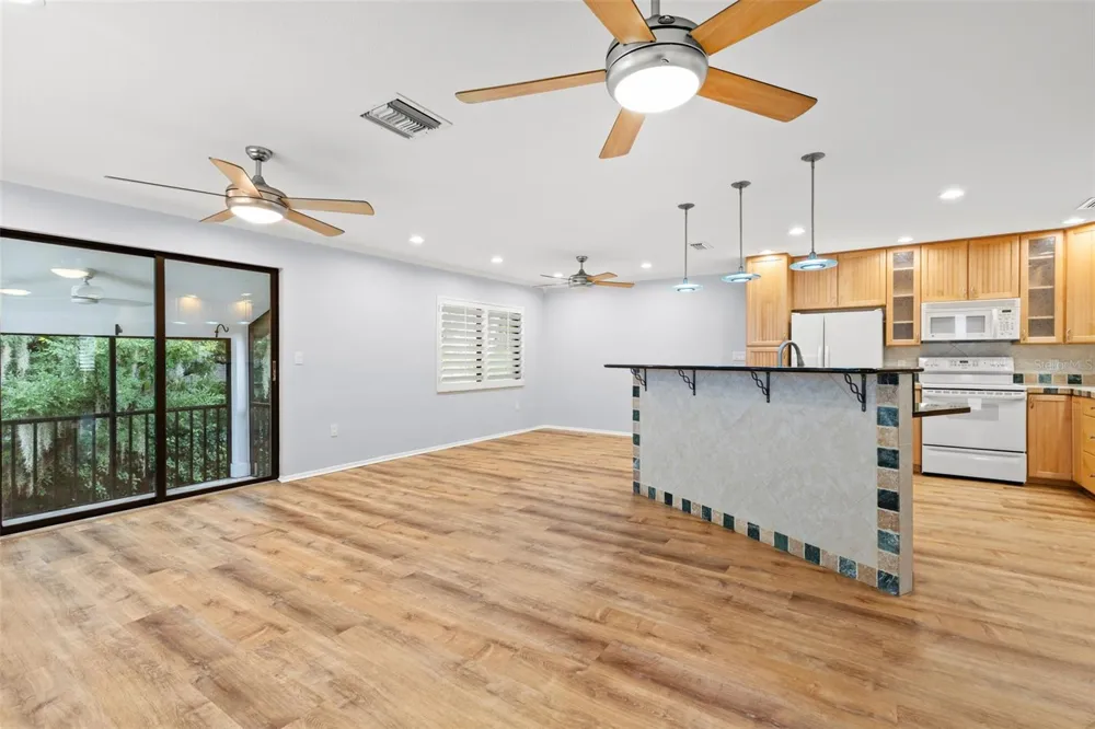 631 FAIRMONT AVENUE #C Safety Harbor, FL 34695