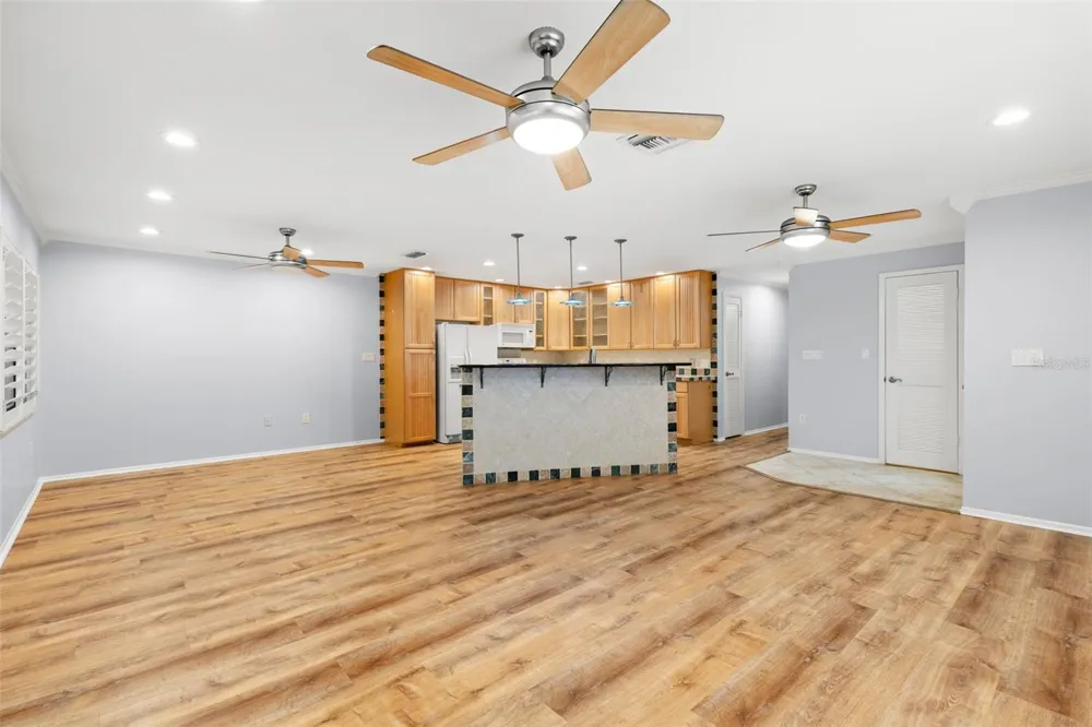 631 FAIRMONT AVENUE #C Safety Harbor, FL 34695