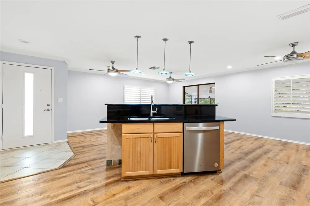 631 FAIRMONT AVENUE #C Safety Harbor, FL 34695