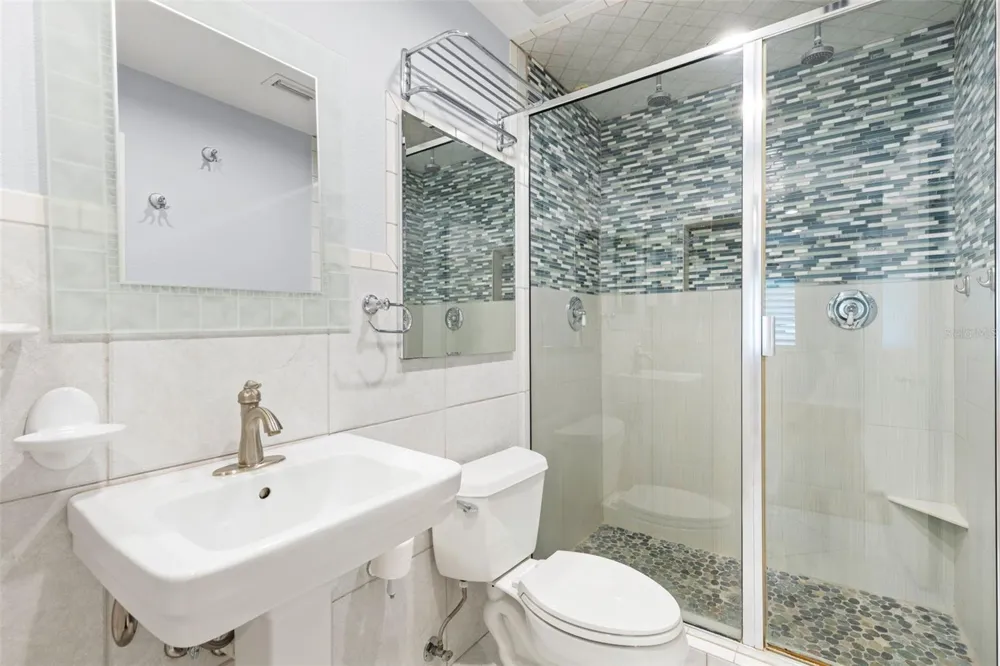 631 FAIRMONT AVENUE #C Safety Harbor, FL 34695