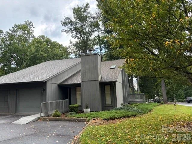 1301 Independence Trail Morganton, NC 28655