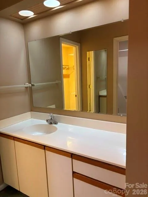 1301 Independence Trail Morganton, NC 28655