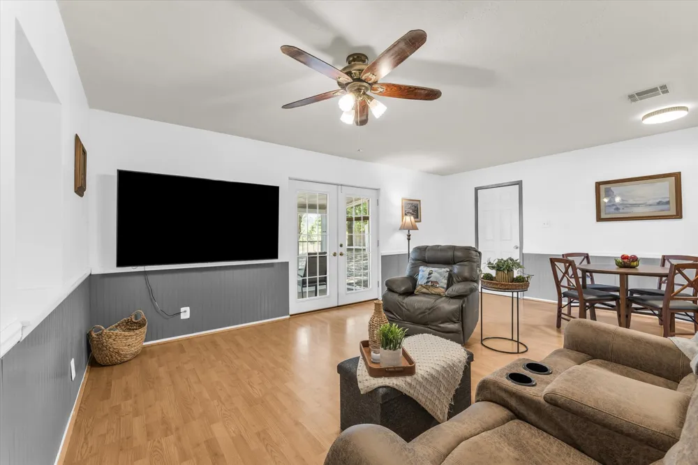 261 Oakview Circle Waco, TX 76705