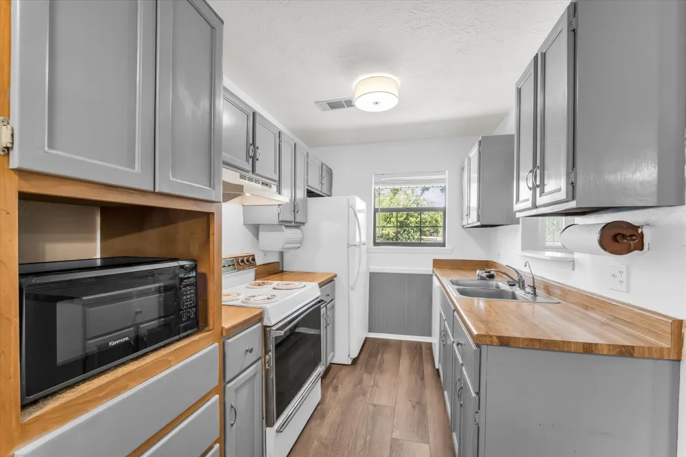261 Oakview Circle Waco, TX 76705