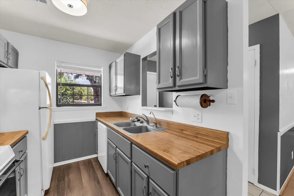 261 Oakview Circle Waco, TX 76705