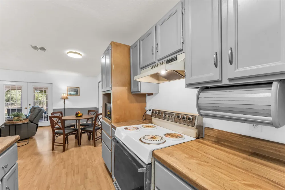 261 Oakview Circle Waco, TX 76705