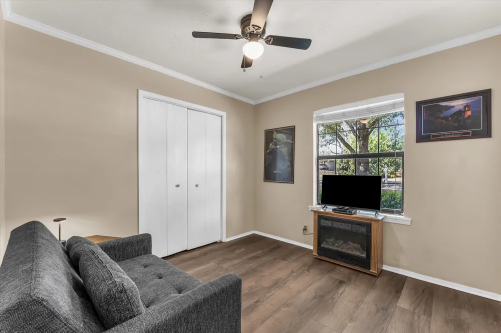 261 Oakview Circle Waco, TX 76705