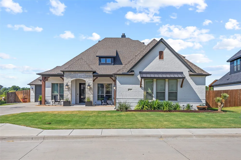 1345 Crown Valley Drive Weatherford, TX 76087