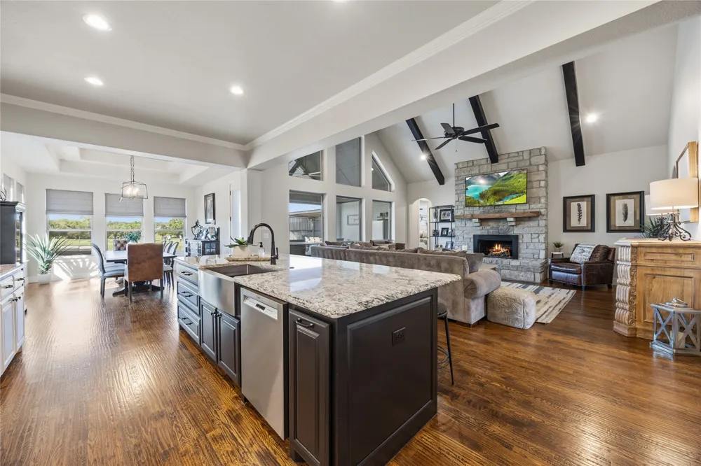 1345 Crown Valley Drive Weatherford, TX 76087