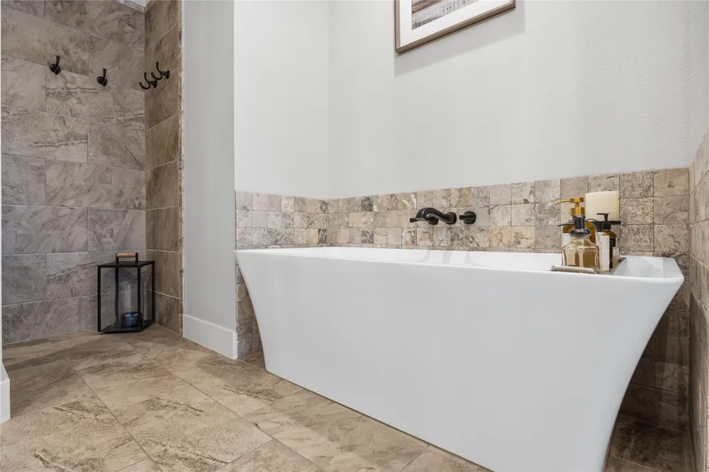 1345 Crown Valley Drive Weatherford, TX 76087