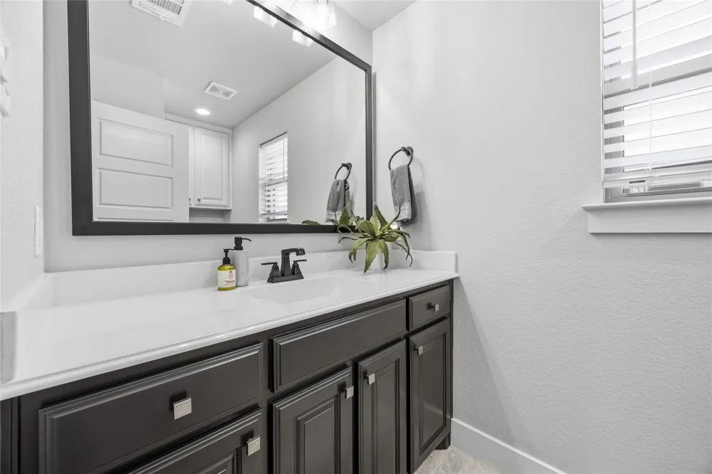 1345 Crown Valley Drive Weatherford, TX 76087