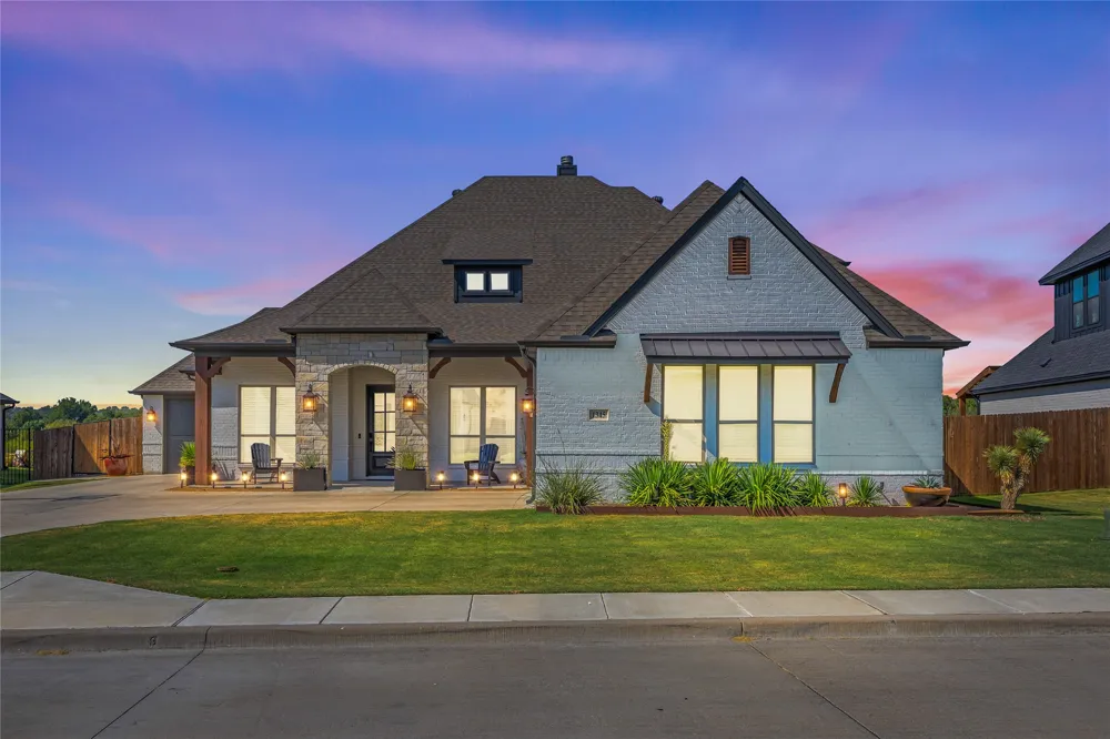 1345 Crown Valley Drive Weatherford, TX 76087