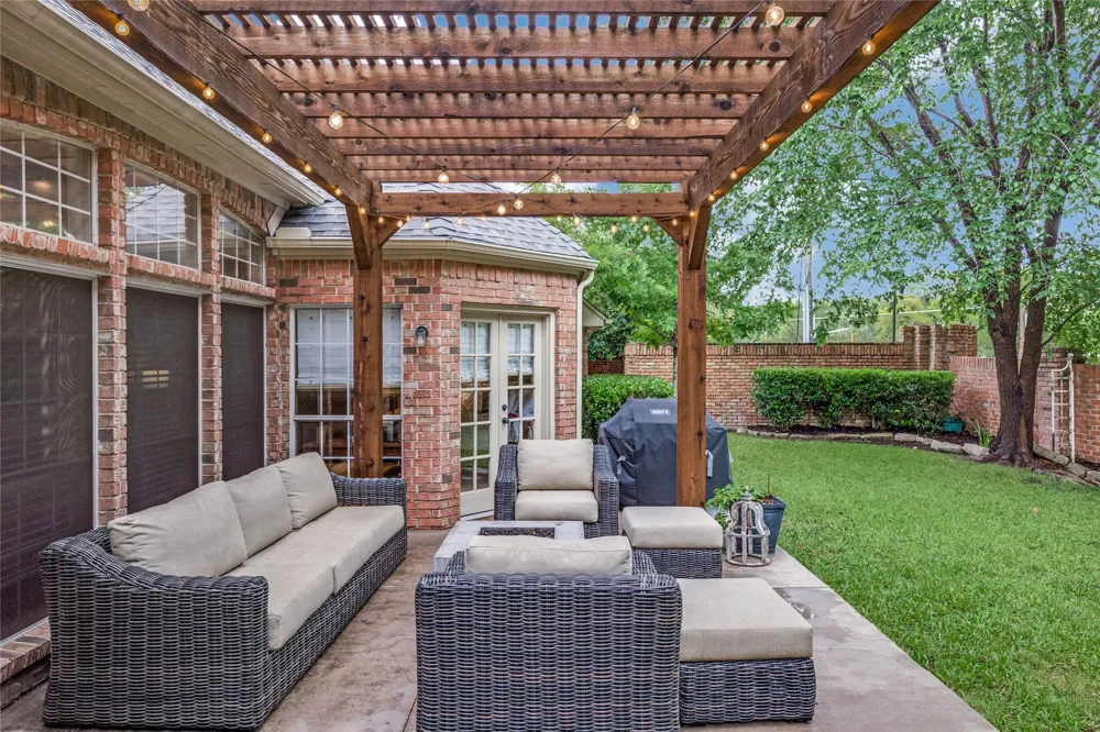 5604 Encore Drive Dallas, TX 75240