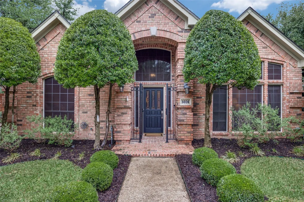 5604 Encore Drive Dallas, TX 75240