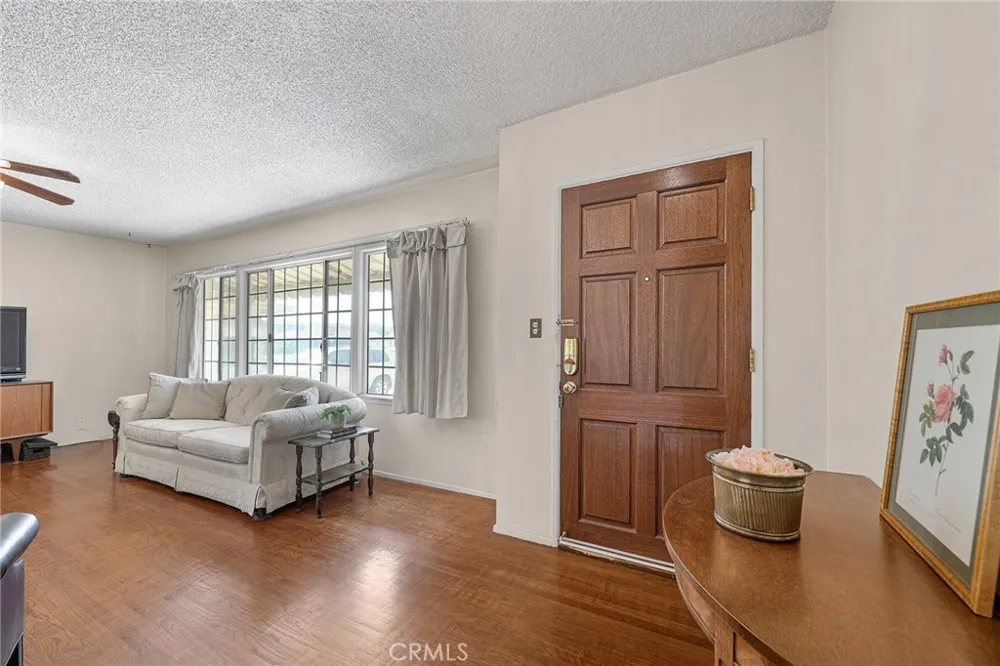 9319 Cecilia Downey, CA 90241
