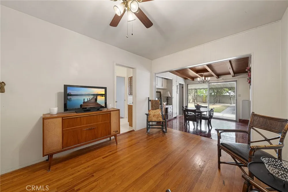 9319 Cecilia Downey, CA 90241