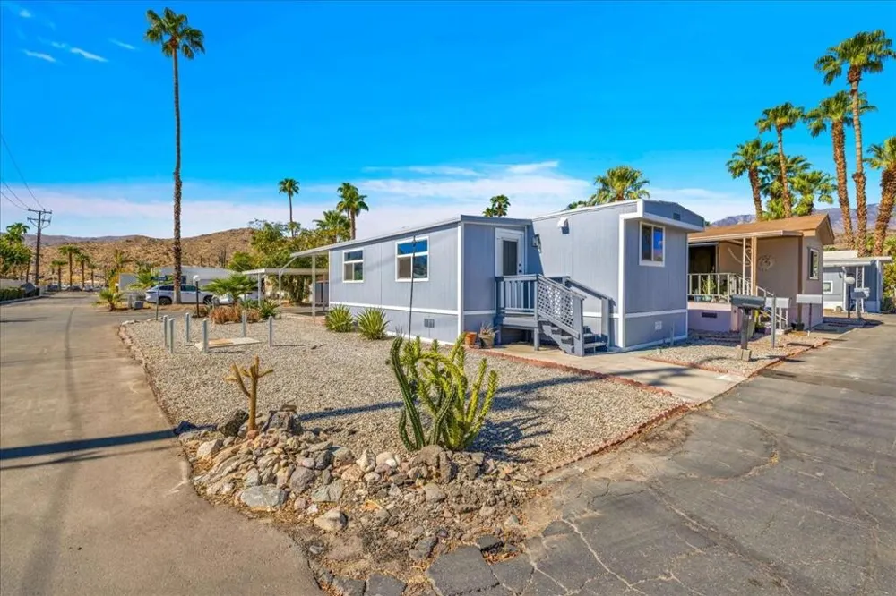 23 Roosevelt Cathedral City, CA 92234