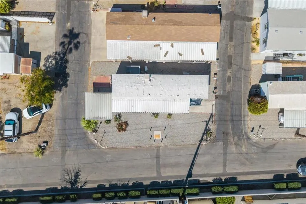 23 Roosevelt Cathedral City, CA 92234