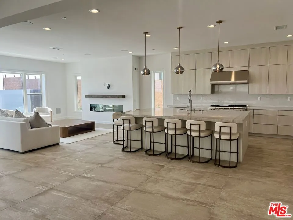 20354 W Marlow Lane Porter Ranch, CA 91326