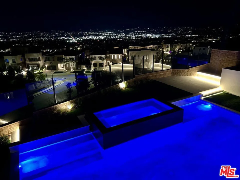 20354 W Marlow Lane Porter Ranch, CA 91326