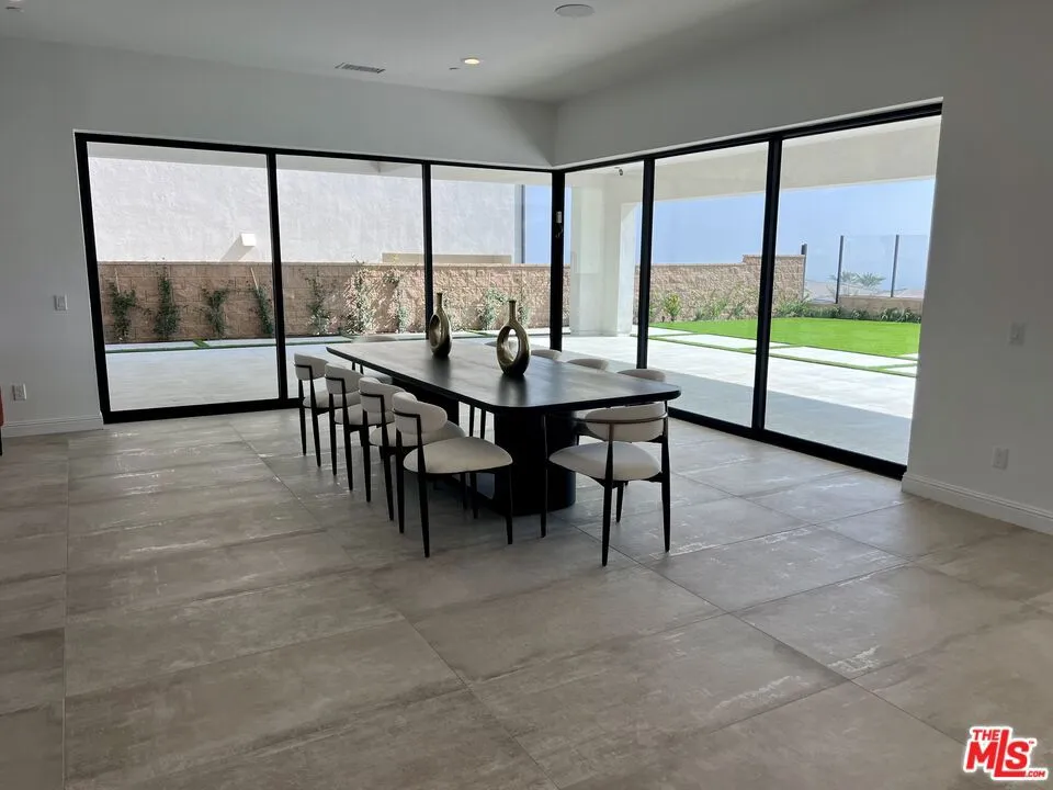 20354 W Marlow Lane Porter Ranch, CA 91326