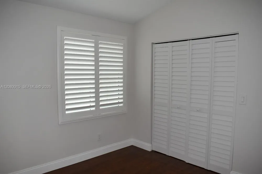 307 SW 120th Ave Pembroke Pines, FL 33025