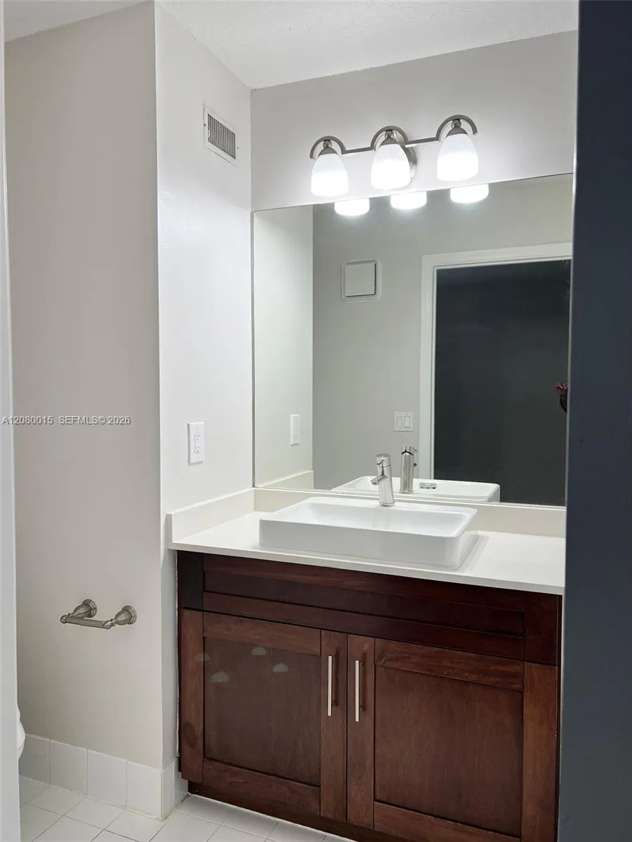 307 SW 120th Ave Pembroke Pines, FL 33025