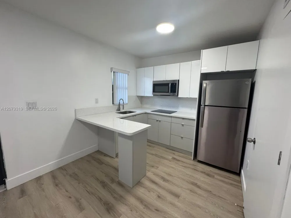 1969 NW 2nd ct #9 Miami, FL 33136