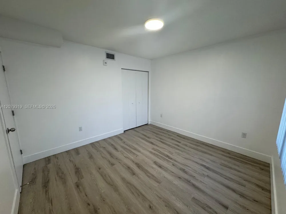 1969 NW 2nd ct #9 Miami, FL 33136