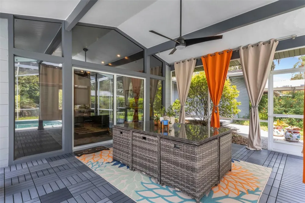 2634 COLLINS AVENUE Lakeland, FL 33803