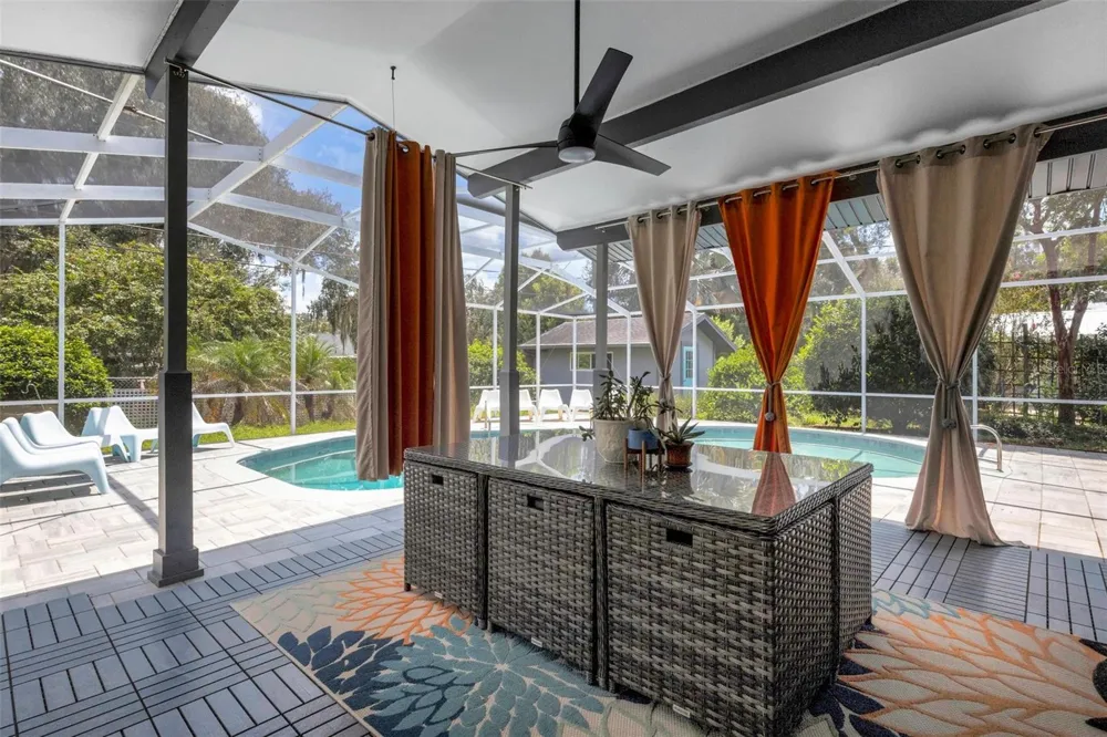 2634 COLLINS AVENUE Lakeland, FL 33803