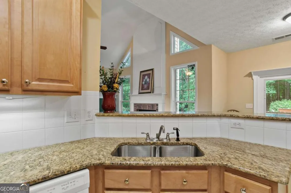 5723 Rutland WAY Powder Springs, GA 30127