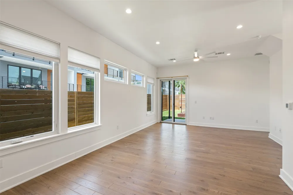 4020 Valley View Road #B Austin, TX 78704